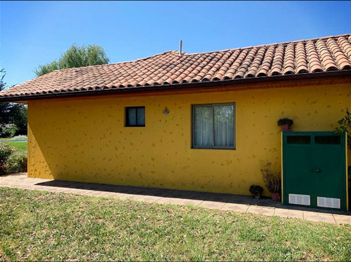 Se Vende Parcela Con Casa 4d 2b, Con Recepcion Final