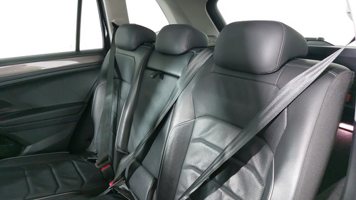 Volkswagen Tiguan 1.4 R-LINE DCT