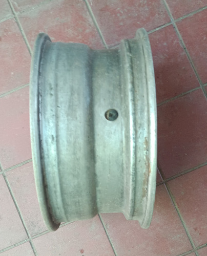 Rin 15 Aluminio 6 Manzana 139 De 17 Cm De Ancho Con Valvula (Usado)