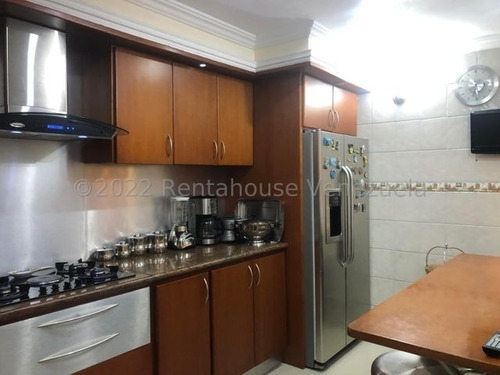 Imagen 6 de 15 de Casa Quinta En Ev. Santos Michelena. Maracay. Codigo 22-19039 Yinett A.