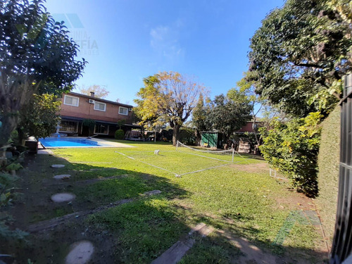 Venta De Impecable Casa En La Lonja Pilar 4amb Pileta 600m