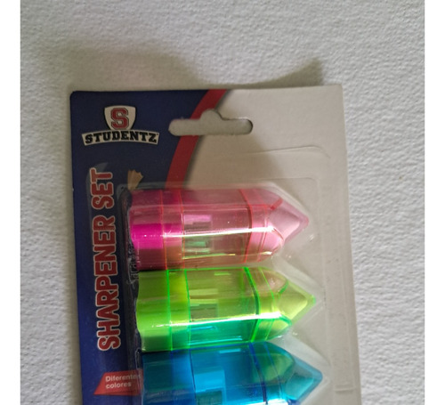 Sacapuntas En Forma De Crayola 3 Pzas (Usado)