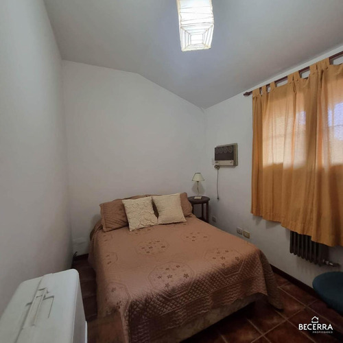 Chalet En Venta En Barrio Inglés - Hurlingham