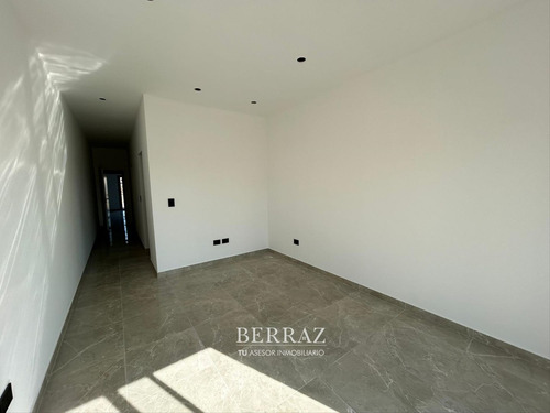 Casa Venta 5 Ambientes En Santa Elisa Pilar Del Este Lote De 558 M2