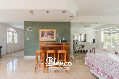 Casa En Venta En Septiembre, Escobar, G.b.a. Zona Norte