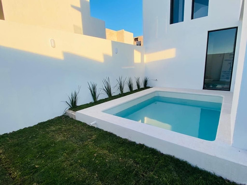 Imagen 12 de 27 de Casa En Venta Con Alberca Propia En Zibatá, Querétaro