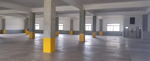 Imagen 4 de 12 de #1606 Galpon 1.400m2 Urb. Miranda.