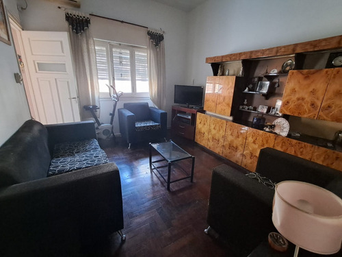 Casa 3 Ambientes C/ Garage, Patio, Jardin Y Terraza X T/ Sup.