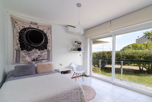 Imagen 9 de 23 de Apartamento En Venta De 4 Dormitorios En Playa Brava (ref: Sdr-2903)