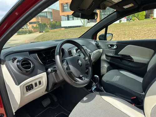Renault Captur 2.0 Intens Automática