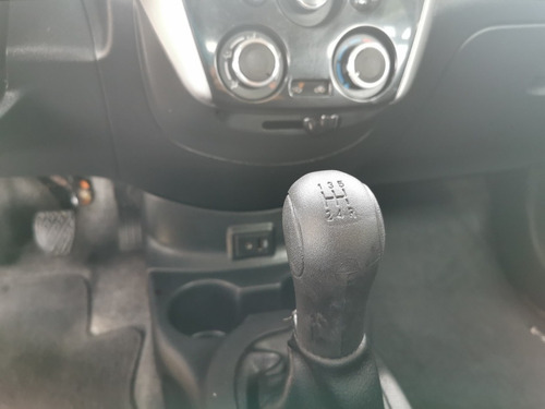 Imagen 13 de 15 de Nissan Versa 1.6 Advance Mt 2017