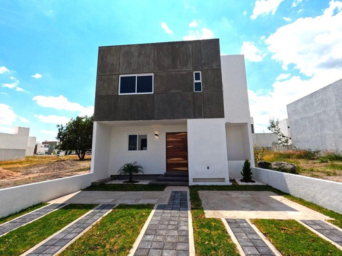 Casa Nueva En Grand Juriquilla ( Nuevo Juriquilla)