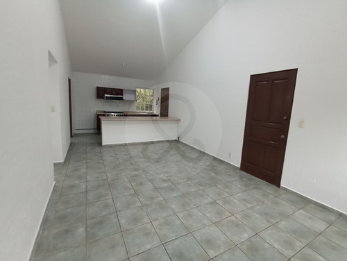 Departamento En Venta En Los Cedros