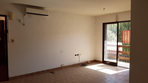 Departamento En Venta - 2 Dormitorios 1 Baño 1 Cochera - 54mts2 - Tolosa