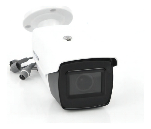 Cámara Bala Turbohd 4k 8mp Lente Mot. 2.7 A 13.5 Mm 80m Ip67 Color Blanco