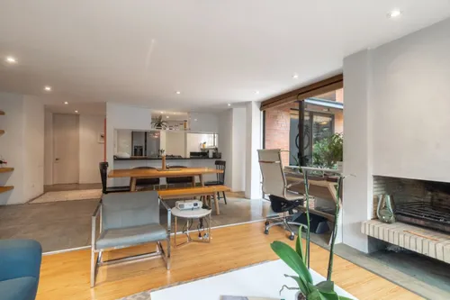 Apartamento En Arriendo En El Chicó. Cod A21461