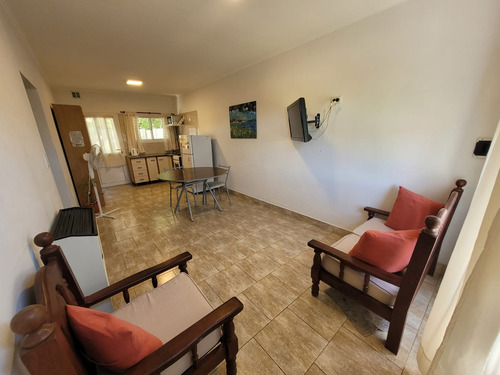 Tipo Casa 3 Ambientes Con Patio