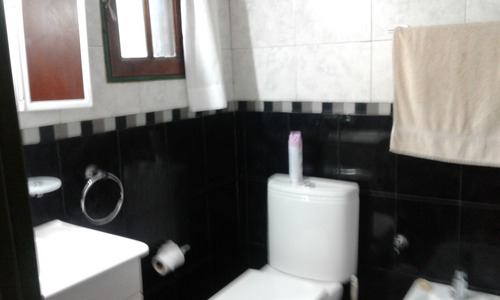 Imagen 11 de 14 de Alquiler De Casa Para 10 Personas En Carilo