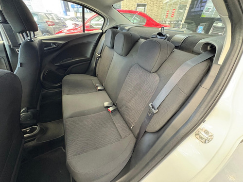 Fiat Cronos 1.0 Drive Flex 4p