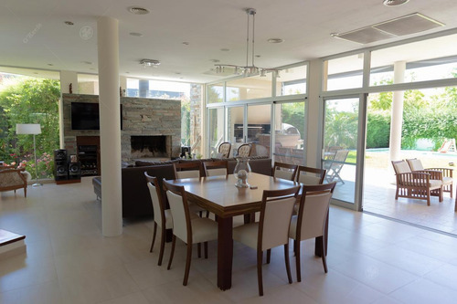 Imagen 7 de 21 de Casa En Venta De Barrancas De Iraola!! Impecable!!