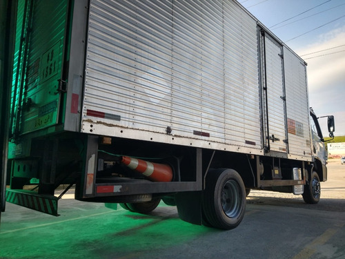 Mercedes-bens Accelo 815