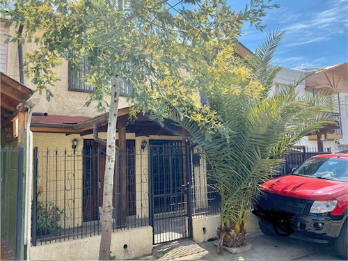 Se Vende Casa De Dos Pisos Villa Don Dario En San Fernando