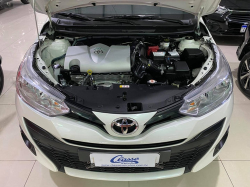 Imagem 9 de 10 de Yaris 1.3 Xl 2018/2019 Branco Completo