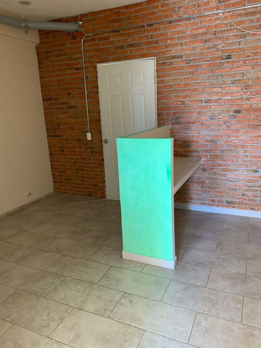 Renta Oficinas En Jacarandas Muy Bien Ubicadas!!!