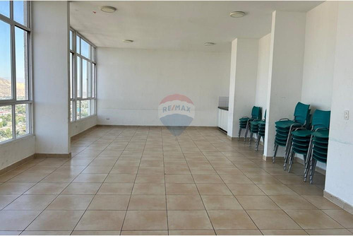 1d + 1b Con Terraza 30 Mts2 Y Estacionamiento