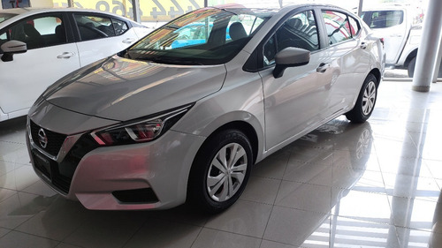 Imagen 1 de 14 de Nissan Versa Sense Cvt