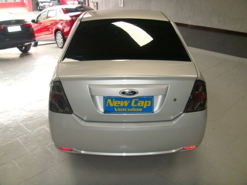 Fiesta Sedan