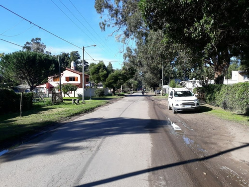 Imagen 5 de 10 de Latorre Prop. Vende Lote Sobre Av. Beltran C/mejoras -planos- Escriturado