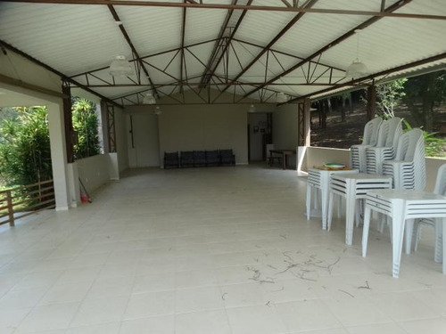 Chácara Com 3 Dormitórios À Venda, 15000 M² Por R$ 1.800.000 - Bom Jardim - Jundiaí/sp - Ch0006
