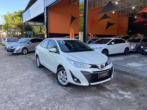 Imagem 2 de 15 de Toyota Yaris Sedán 2019 1.5 Xl 16v 4p