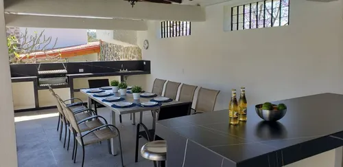 Casa En Venta, Lomas De Cuernavaca, 6 Recámaras