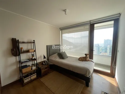 Departamento En Venta De 4 Dorm. 3 Baños Condomi En Vitacura