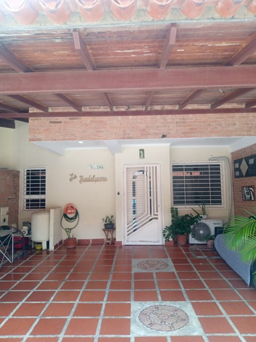 Imagen 1 de 16 de Townhouse En Villa Jardín San Diego Amoblado Alquiler Fg