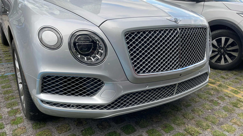 Bentley Bentayga W12 W12