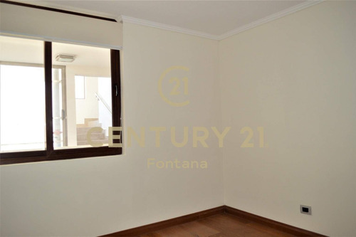 Departamento De Lujo En Excelente Barrio Residencial