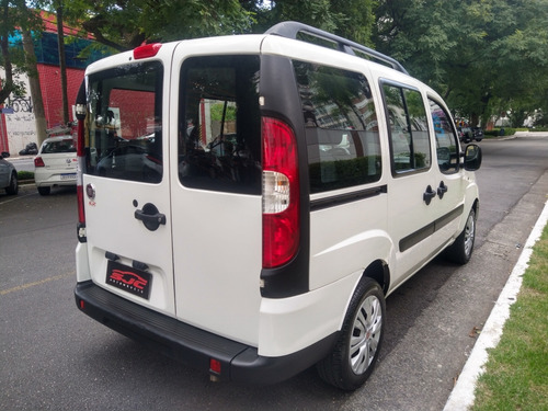 Fiat Doblo 1.8 MPI ESSENCE 7L 16V FLEX 4P MANUAL