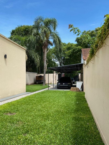 Imagen 2 de 13 de Casa En Muy Buena Ubicacion.