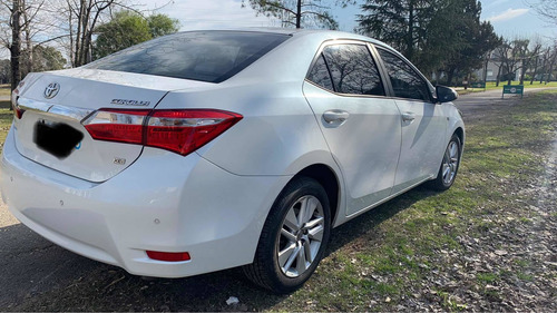 Imagen 3 de 11 de Toyota Corolla 2015 1.8 Xei Cvt Pack 140cv
