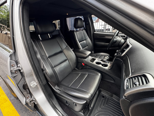 Jeep Grand Cherokee 3.7 Limited Lujo 3.6 4x2 At
