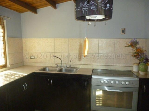 Imagen 4 de 30 de Casas En Venta Urbanizacion Colinas De Rosaleda Barquisimeto Cod Flex De Referencia # 22-18217 Mr / 0 4 1 2 1 5 1 8 8 9 3