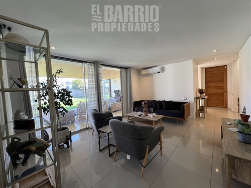 Casa En Venta En Colina