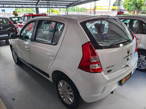 Renault Sandero 1.6 PRIVILÉGE 16V FLEX 4P AUTOMÁTICO