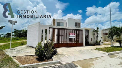 Imagen 2 de 12 de Casa En Venta En Esquina En Real Montejo, Al Norte De Merida