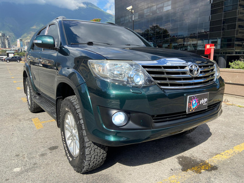 Toyota Fortuner 2015