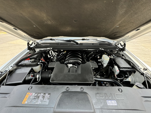 GMC Yukon 6.2 Denali 8 Vel Awd At