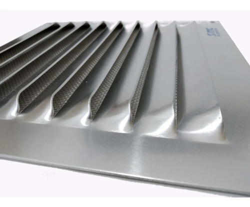 Imagem 3 de 7 de 12 Grades De Ventilação Alumínio Itc 20x20cm Com Tela